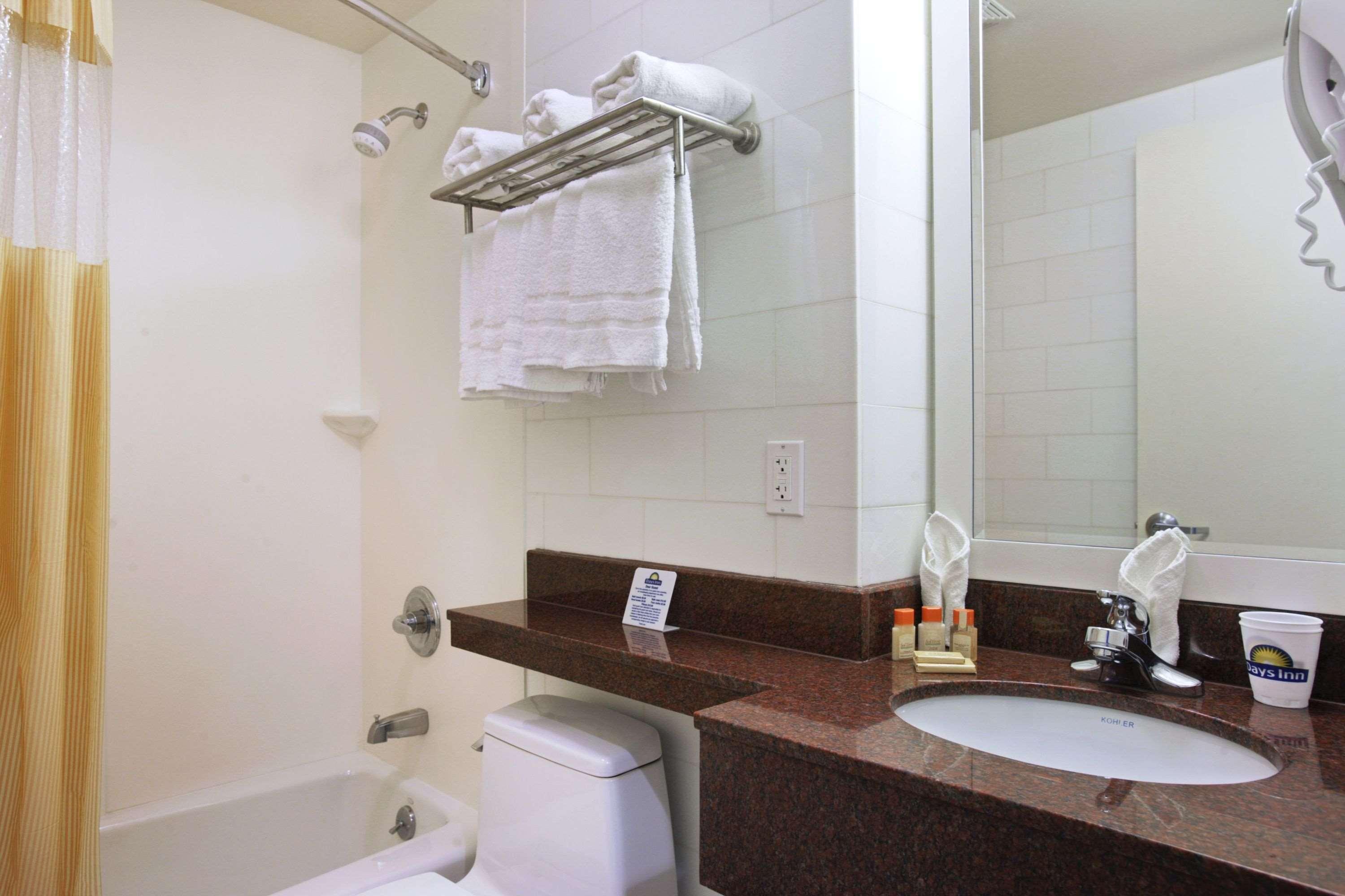 Days Inn Bronx New York Bilik gambar